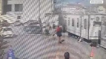 Imagen de Video: le secuestraron el auto en Neuquén y embistió a un inspector para sacarlo del depósito