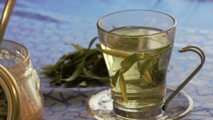 Estas tres bebidas naturales son accesibles y alivian el dolor de estómago y la acidez