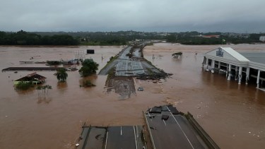 Inundaciones en el sur de Brasil: al menos 37 muertos y 74 personas desaparecidas