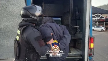 Lo buscaban en tres provincias y atraparon en el bajo de Neuquén capital: tenía seis pedidos de captura 
