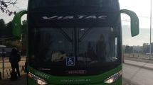 Imagen de Momento de miedo para pasajeros que viajaban a Bariloche: los amenazó un hombre con pedido de captura
