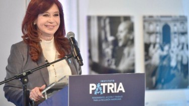 La exvicepresidenta Cristina Kirchner criticó al gobierno de Javier Milei por la caída del consumo. Foto gentileza. 