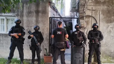 La policía de Investigaciones de Rosario detuvo a 7 personas vinculadas a un capo narco