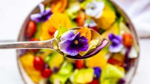 Cinco flores comestibles para agregar a tus comidas y que sean más saludables