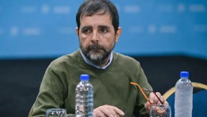 Nuevo caso «Chocolate» en San Martín: allanaron la Municipalidad y prohibieron la salida del país al intendente