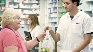 Cambios en los medicamentos gratis de PAMI a partir de junio 2024: cuántos se entregan a jubilados