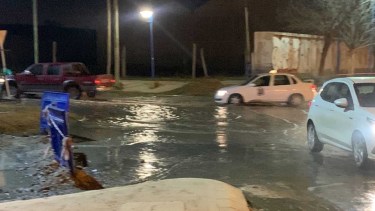 Las pérdidas generan varios inconvenientes. Foto gentileza Municipio de Roca