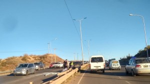Causó un choque en plena Ruta 7 de Neuquén y se dio a la fuga: «Se le voló una ventana de la camioneta»
