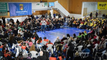 El PJ realizó un acto el fin de semana en la EPET 8 de Neuquén. Foto: gentileza.