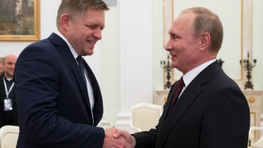 El ministro es aliado de Putin. Foto AP