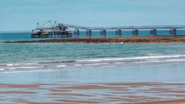 La locación del proyecto de exportación de GNL genera una disputa entre las provincias de Río Negro y Buenos Aires. La Provincia apuesta por Punta Colorada. Foto Archivo