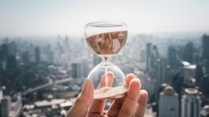 ¿Por qué hablamos del espacio cuando queremos entender el tiempo?