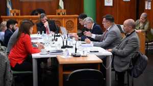 El caprichoso intento del legislador López de poner restricciones al acceso a la información pública