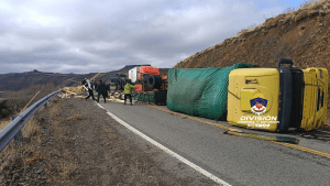 Vuelco sobre la Ruta 40, cerca de La Rinconada: hay restricciones para transitar