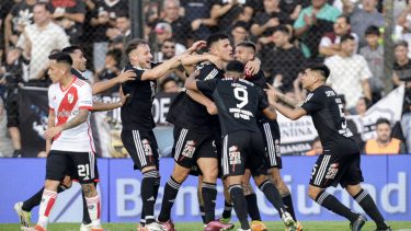 River jugó mal y perdió 2 a 0 con Riestra. (Foto: Fotobaires)