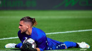 Jeremías Ledesma, arquero de Cádiz, podría llegar a River como refuerzo. 