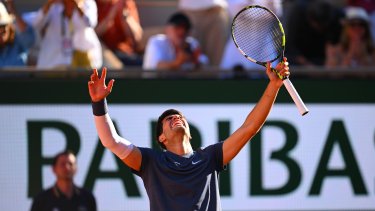 Carlos Alcaraz le ganó a Jannik Sinner y avanzó a la final de Roland Garros