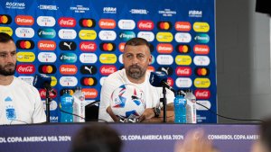 Walter Samuel confirmó la ausencia de Messi contra Perú y habló sobre la sanción a Scaloni