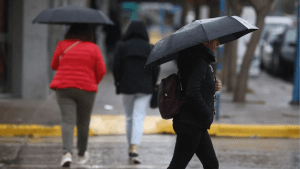 Miércoles de alerta por lluvias en Neuquén, Río Negro y cinco provincias más