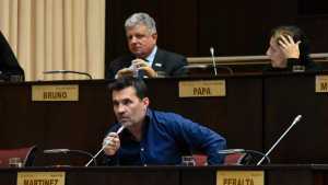 El kirchnerismo de Neuquén apoyó el fin de la barrera sanitaria de Javier Milei y criticó su freno