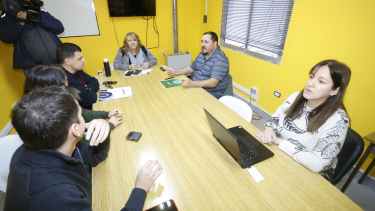 El Gobierno negocia salarios con tres gremios. Con Unter se cortó el diálogo, UPCN rechazó la última oferta y ATE la aceptó con condiciones.