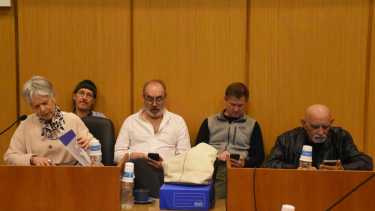 Ratifican que los condenados por la estafa al Ipross seguirán con tobilleras electrónicas