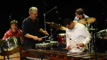 John Wooton y Roberto Palomeque, en el 22° Festival Internacional de Percusión. (Foto: Andrés Maripe)