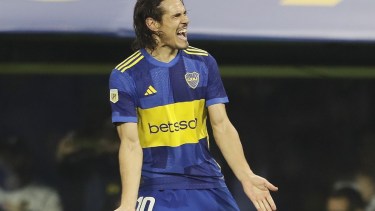 Edinson Cavani no se entrenó a la par y es duda para la Copa Argentina.