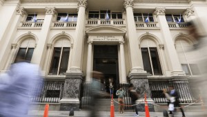 Anuncio del Banco Central: llegan US$1000 millones por un préstamo con entidades internacionales