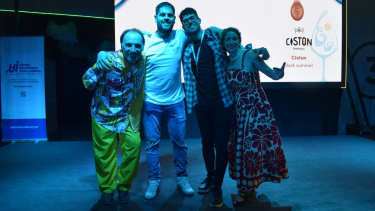 Cervecería Dublín, un emprendimiento local de Roca, alcanzó un nuevo hito al ganar una medalla de plata en el certamen nacional de cerveza artesanal con su Irish Red. Foto Gentileza La Fiebre del Lúpulo. 