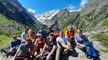 Delegación argentina en el Lago Lauvitel, con los socios franceses del Municipio de Oisans. Foto: gentileza