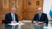 Imagen de Guillermo Francos recibió a Rolando Figueroa y por primera vez destrabó fondos para obras en Neuquén