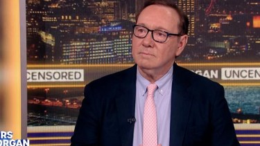 Kevin Spacey, denunciado por abuso sexual, quebró en llanto y dijo: «Estoy en bancarrota»
