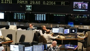 Impulsado por los bancos, el Merval sube más de un 6% este lunes
