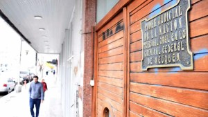 Condenaron en Neuquén a una pareja que compraba autos para lavar dinero procedente de la venta de drogas