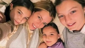 Indiana Cubero y sus hermanas conocieron a su hermanito Cruz Urcera, hijo de Nicole Neumann y Manu Urcera