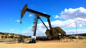 El grupo de países exportadores de petróleo extenderá aún más su recorte de producción