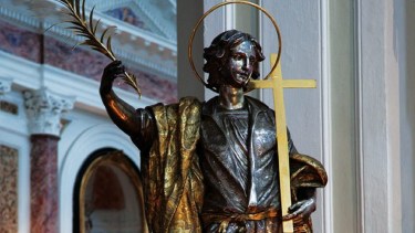 San Vito es celebrado por predicar la palabra de Cristo, incluso detenido.-