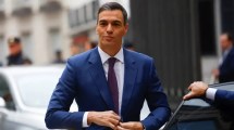 Imagen de Nuevo round entre Pedro Sánchez y Milei, ahora por el cierre del Ministerio de la Mujer