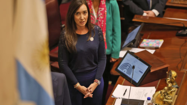 La directiva de asistencia fichada por huellas digitales fue impulsada por Victoria Villarruel. Foto Archivo.