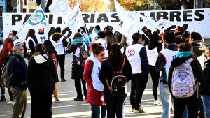 Unter llevará su reclamo a los puentes Cipolletti-Neuquén con una volanteada el próximo martes