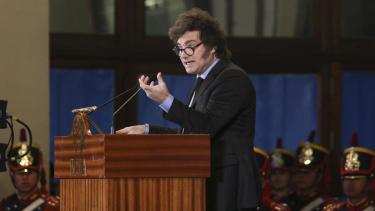 Pragmatismo. Intervención de mercado y control de precios, la respuesta a la corrida.