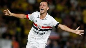 Boca hizo una oferta por Giuliano Galoppo y tiene otros dos volantes en la mira