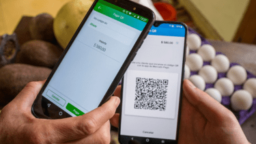 Ya está la interoperabilidad para los pagos con QR para todas las tarjetas de crédito.   Foto: NA