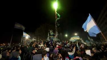 Argentina campeón de américa, así lo celebró la capital viedmense. Foto: Pablo Leguizamon.