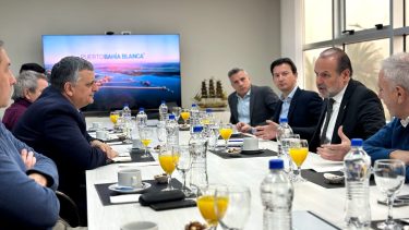 El presidente de YPF se reunió ayer con el intendente de Bahía Blanca. Foto: gentileza. 