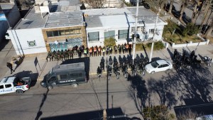 Llamativo despliegue policial con controles en Ruta 151 y Cinco Saltos este miércoles: qué pasó