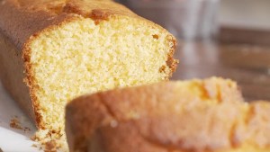 Budín de naranja y polenta ¡tre-men-do!