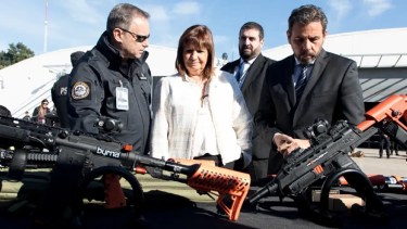 Buscan flexibilizar la tenencia de armas.