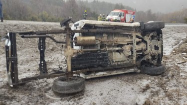 El hielo negro sigue complicando el tránsito en las rutas cordilleranas. Foto: gentileza